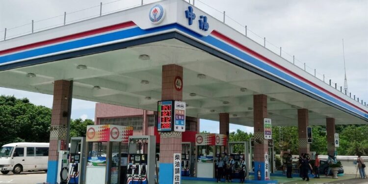 CPC to cut domestic gasoline, diesel prices next week