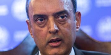 Pakistan Plans Eurobond Sale as FX Reserves Improve Further