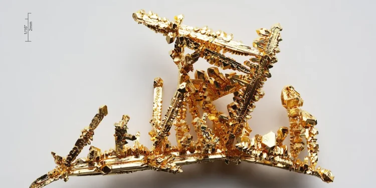 Gold prices slip from two-week peak – Shafaq News