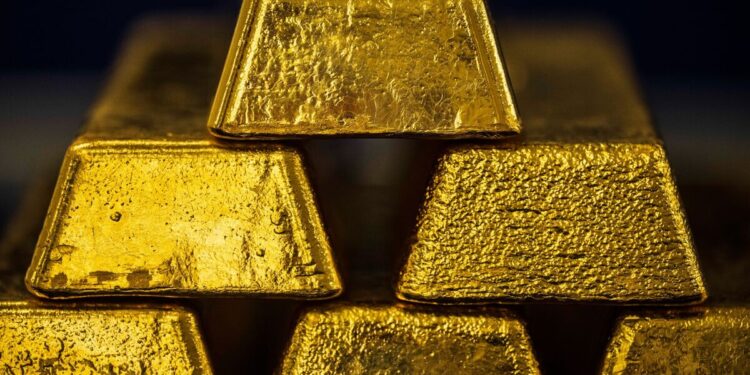 China’s Biggest ETF Is Now a Gold Fund as National Team Retreats