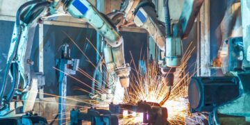 How Investors Are Reacting To Kennametal (KMT) Joining Russell Growth Indices And Revamping HR Leadership