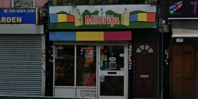 Hornchurch company director convicted of supplying tobacco