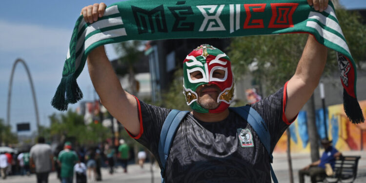 World Cup streaming glitches in Mexico spark demands for refunds