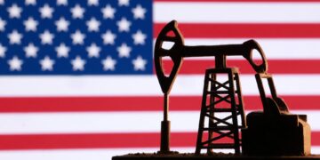 US oil companies see big profit jump, gird for clash over pump prices with Trump