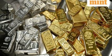 Gold, silver prices today: Check retail rates of 24K, 22K gold, 18K, 999 silver in Delhi, Mumbai, Kolkata, other cities