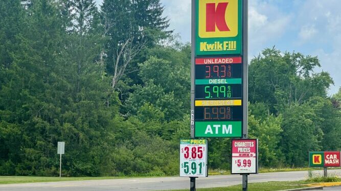 Gas prices drop to $4 ahead of holiday | News, Sports, Jobs