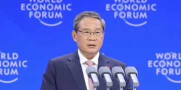 Tear down walls, build bridges, Chinese Premier tells world leaders at Dalian meeting