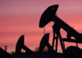 Oil prices little changed ahead of long US weekend as peace efforts hold