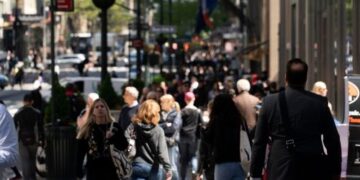Non-Farm Payrolls Shock: US June Jobs Rise by Only 57,000, Gold Breaks $4,130, Fed Rate Hike Expectations Cool