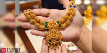 Gold Prices Dip 1.47% Weekly Amid US Federal Reserve Rate Hike Fears, ETBFSI