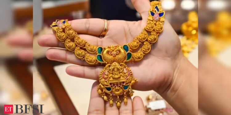 Gold Prices Dip 1.47% Weekly Amid US Federal Reserve Rate Hike Fears, ETBFSI