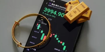 Gold prices drop 25% from peak as ETF inflows rebound