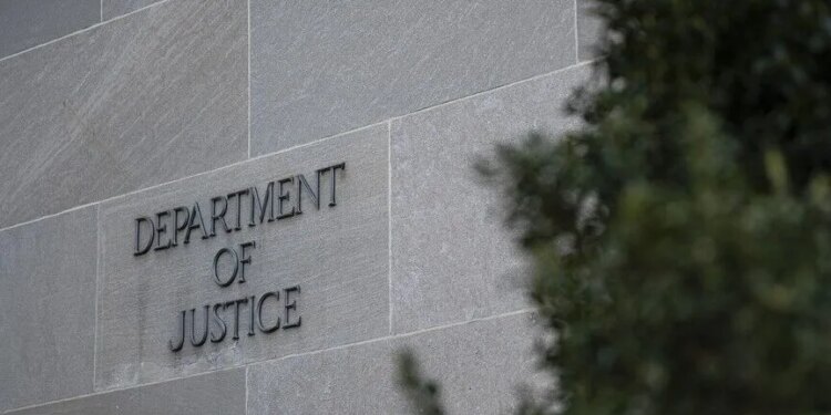 US Justice Department urges state attorneys general to join oil company probe